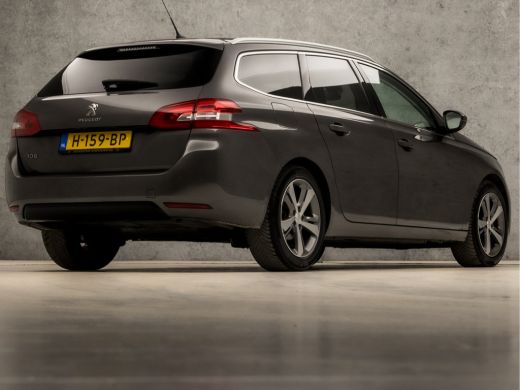 Peugeot 308 SW 1.2 PureTech Sport (PANORAMADAK, APPLE CARPLAY, GROOT NAVI, DENON AUDIO, KEYLESS, LEDER, SPORT... ActivLease financial lease