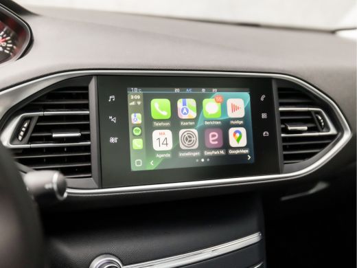 Peugeot 308 SW 1.2 PureTech Sport (PANORAMADAK, APPLE CARPLAY, GROOT NAVI, DENON AUDIO, KEYLESS, LEDER, SPORT... ActivLease financial lease