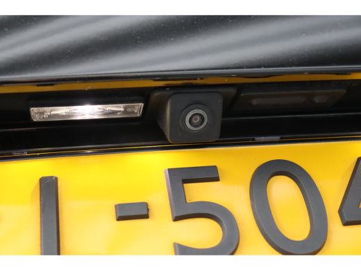 Peugeot 5008 1.2 PURETECH 130PK 7-ZITS ALLURE PACK AUTOMAAT / NAVI / CLIMA / PDC / 18" LMV / CAMERA / KEYLESS ... ActivLease financial lease