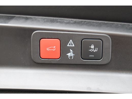 Peugeot 5008 1.2 PURETECH 130PK 7-ZITS ALLURE PACK AUTOMAAT / NAVI / CLIMA / PDC / 18" LMV / CAMERA / KEYLESS ... ActivLease financial lease