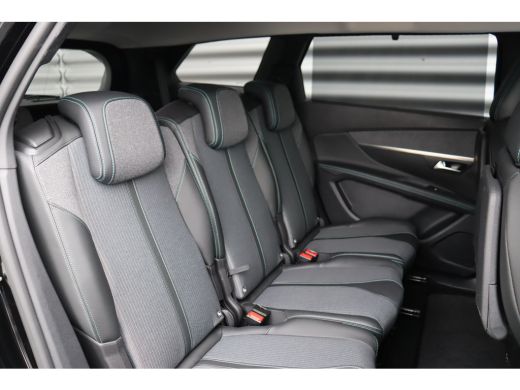 Peugeot 5008 1.2 PURETECH 130PK 7-ZITS ALLURE PACK AUTOMAAT / NAVI / CLIMA / PDC / 18" LMV / CAMERA / KEYLESS ... ActivLease financial lease