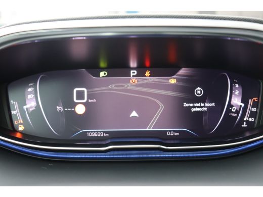 Peugeot 5008 1.2 PURETECH 130PK 7-ZITS ALLURE PACK AUTOMAAT / NAVI / CLIMA / PDC / 18" LMV / CAMERA / KEYLESS ... ActivLease financial lease