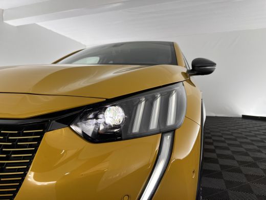 Peugeot e-208 EV GT Pack 50 kWh [ 3-Fase ] (INCL-BTW) *FULL-LED | DIGI-COCKPIT | BLIS | CAMERA | 1/2-LEATHER | ... ActivLease financial lease