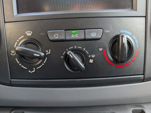Peugeot Partner 120 1.6 BlueHDi 120 L1 XT S&S | Airco | Cruise control | Lederen stuurwiel ActivLease financial lease