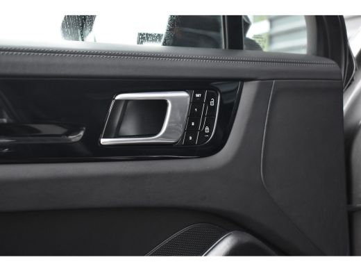 Porsche Cayenne Coupé 3.0 E-Hybrid 462pk | Panoramadak | Sport Chrono | Achterasbesturing | 21'' Velgen | Leder Dashbor... ActivLease financial lease