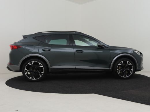 Seat Formentor 1.4 e-Hybrid Performance 245pk | Adaptief cruise control | Navigatie | Dodehoekdetectie | Park as... ActivLease financial lease