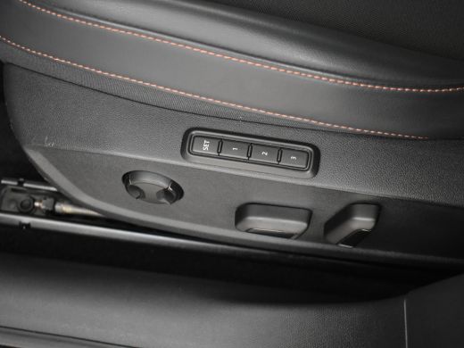 Seat Formentor 1.4 e-Hybrid Performance 245pk | Adaptief cruise control | Navigatie | Dodehoekdetectie | Park as... ActivLease financial lease