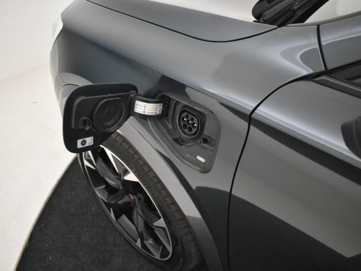 Seat Formentor 1.4 e-Hybrid Performance 245pk | Adaptief cruise control | Navigatie | Dodehoekdetectie | Park as... ActivLease financial lease