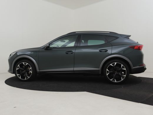 Seat Formentor 1.4 e-Hybrid Performance 245pk | Adaptief cruise control | Navigatie | Dodehoekdetectie | Park as... ActivLease financial lease