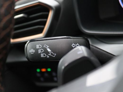 Seat Formentor 1.4 e-Hybrid VZ Performance 245PK DSG Pano-Schuifdak, Supersportstuur, 360gr. Camera, Keyless, Me... ActivLease financial lease
