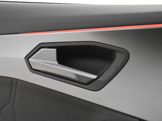 Seat Formentor 1.4 TSI e-Hybrid Essential 204pk Panorama dak | Adaptief cruise control | Privacy glass | Led kop... ActivLease financial lease
