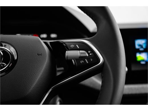 Skoda Kamiq 1.0 TSI Selection DSG | 18"inch ActivLease financial lease