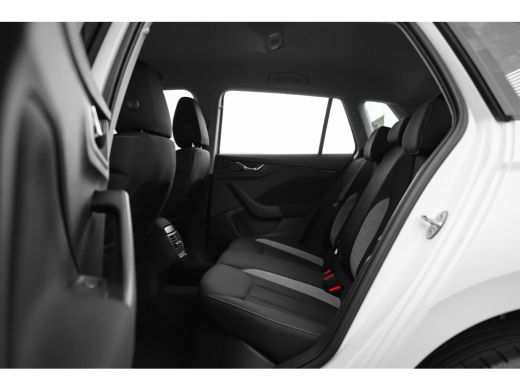Skoda Kamiq 1.0 TSI Selection DSG | 18"inch ActivLease financial lease