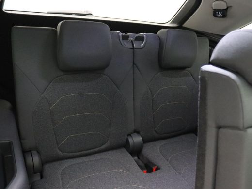 Skoda Kodiaq 1.5 TSI MHEV Business Edition 150PK DSG matrix led, trekhaak, schuif-kanteldak, achteruitrijcamer... ActivLease financial lease