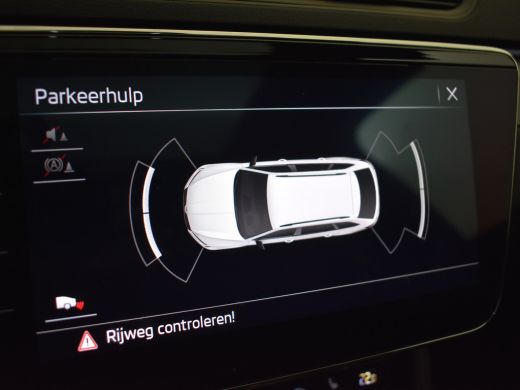 Skoda Superb Combi 1.4 TSI iV PHEV Sportline Business 218pk | Panoramadak | Matrix koplampen | Canton audio | ... ActivLease financial lease