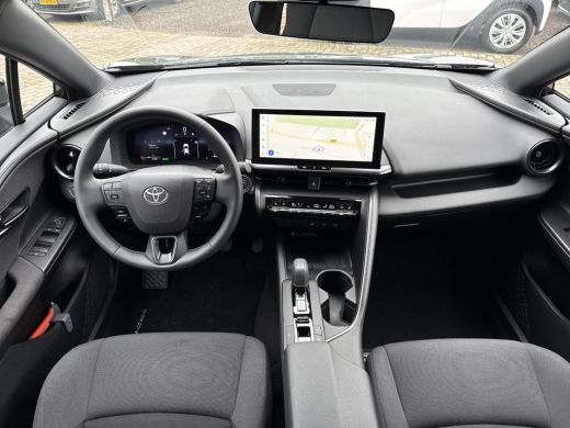 Toyota C-HR 1.8 Hybrid 140 First Edition **NAVIGATIE/ STUUR- EN STOELVERWARMING/ ELEK. ACHTERKLEP/ DODEHOEKDE... ActivLease financial lease