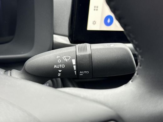 Toyota C-HR 1.8 Hybrid 140 First Edition **NAVIGATIE/ STUUR- EN STOELVERWARMING/ ELEK. ACHTERKLEP/ DODEHOEKDE... ActivLease financial lease