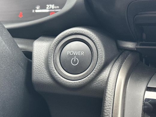 Toyota C-HR 1.8 Hybrid 140 First Edition **NAVIGATIE/ STUUR- EN STOELVERWARMING/ ELEK. ACHTERKLEP/ DODEHOEKDE... ActivLease financial lease