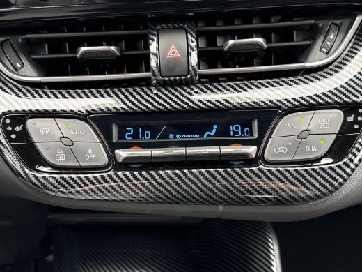 Toyota C-HR 2.0 Hybrid Executive **NAVIGATIE/ JBL/ DODEHOEKDETECTIE/ STOELVERWARMING/ 36 MAANDEN GARANTIE** ActivLease financial lease