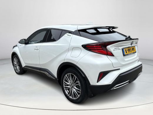 Toyota C-HR 2.0 Hybrid Executive **NAVIGATIE/ JBL/ DODEHOEKDETECTIE/ STOELVERWARMING/ 36 MAANDEN GARANTIE** ActivLease financial lease