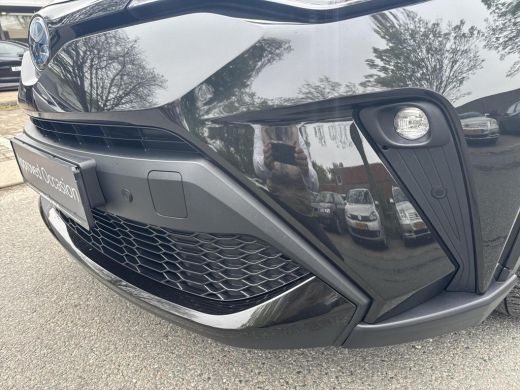 Toyota C-HR 2.0 Hybrid First Edition | 06-10141018 Voor meer informatie ActivLease financial lease