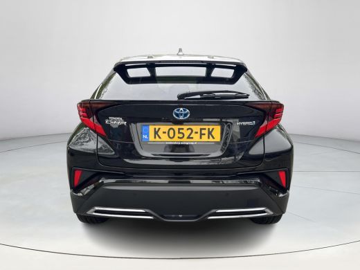 Toyota C-HR 2.0 Hybrid First Edition | 06-10141018 Voor meer informatie ActivLease financial lease