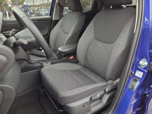 Toyota Yaris 1.5 Hybrid 115 First Edition Comfort Pack | Parkeersensoren | Blindspot | Apple CarPlay | Rijklaa... ActivLease financial lease