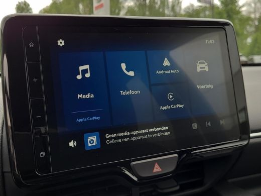 Toyota Yaris 1.5 Hybrid 115 First Edition Comfort Pack | Parkeersensoren | Blindspot | Apple CarPlay | Rijklaa... ActivLease financial lease