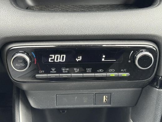 Toyota Yaris 1.5 Hybrid Active **APPLE CARPLAY & ANDROID AUTO/ ADAPTIVE CRUISE CONTROL/ CLIMATE CONTROL/ 36 MA... ActivLease financial lease