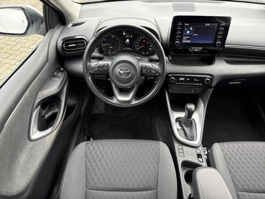 Toyota Yaris 1.5 Hybrid Active **APPLE CARPLAY & ANDROID AUTO/ ADAPTIVE CRUISE CONTROL/ CLIMATE CONTROL/ 36 MA... ActivLease financial lease
