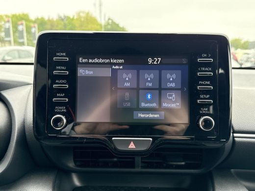 Toyota Yaris 1.5 Hybrid Dynamic **APPLE CARPLAY & ANDROID AUTO/ PARKEERCAMERA/ ADAPTIVE CRUISE CONTROL/ 36 MAA... ActivLease financial lease