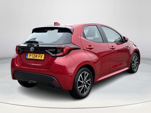Toyota Yaris 1.5 Hybrid Dynamic **APPLE CARPLAY & ANDROID AUTO/ PARKEERCAMERA/ ADAPTIVE CRUISE CONTROL/ 36 MAA... ActivLease financial lease