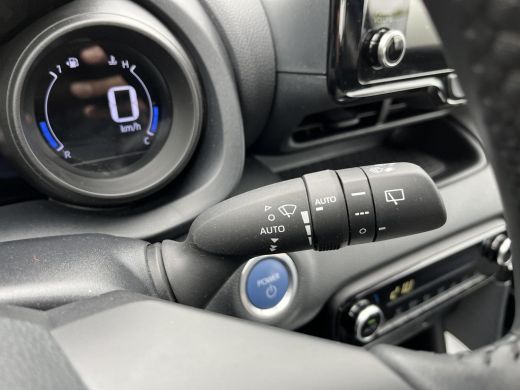 Toyota Yaris 1.5 Hybrid Dynamic | Apple CarPlay/Android auto | Achteruitrijcamera ActivLease financial lease