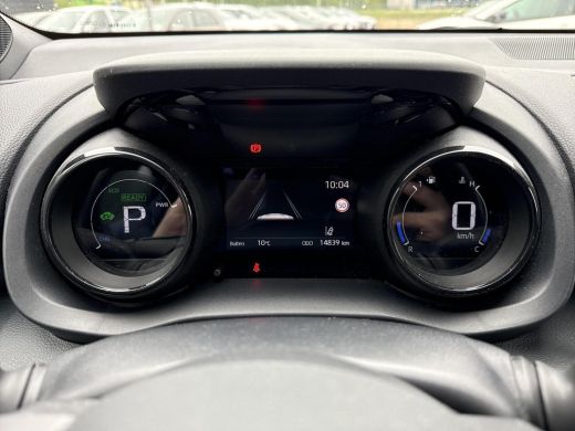 Toyota Yaris 1.5 Hybrid Executive **NAVIGATIE/ DODEHOEKDETECTIE/ STOELVERWARMING/ ADAPTIVE CRUISE CONTROL/ 36 ... ActivLease financial lease