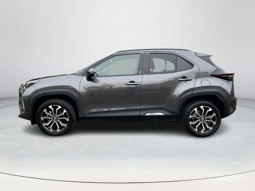 Toyota Yaris Cross 1.5 Hybrid 115 First Edition | Stoel- + stuurverwarming | Carplay | Parkeercamera | Keyless entry... ActivLease financial lease