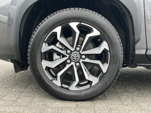 Toyota Yaris Cross 1.5 Hybrid 115 First Edition | Stoel- + stuurverwarming | Carplay | Parkeercamera | Keyless entry... ActivLease financial lease