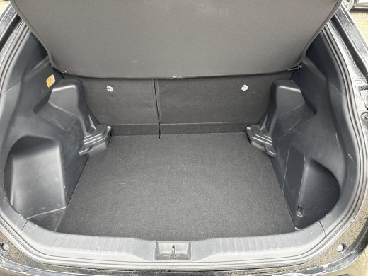 Toyota Yaris Cross 1.5 VVT-I First Edition **NAVIGATIE/ ADAPTIVE CRUISE CONTROL/ PARKEERCAMERA/ KEYLESS/ 36 MAANDEN ... ActivLease financial lease