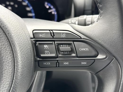 Toyota Yaris Cross 1.5 VVT-I First Edition **NAVIGATIE/ ADAPTIVE CRUISE CONTROL/ PARKEERCAMERA/ KEYLESS/ 36 MAANDEN ... ActivLease financial lease