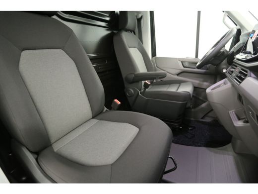Volkswagen Crafter 2.0 TDI DSG HIGHLINE EXCLUSIVE L3H3 | FACELIFT MODEL | BPM VRIJ | NIEUW 3000KG TREKHAAK VIRTUAL A... ActivLease financial lease
