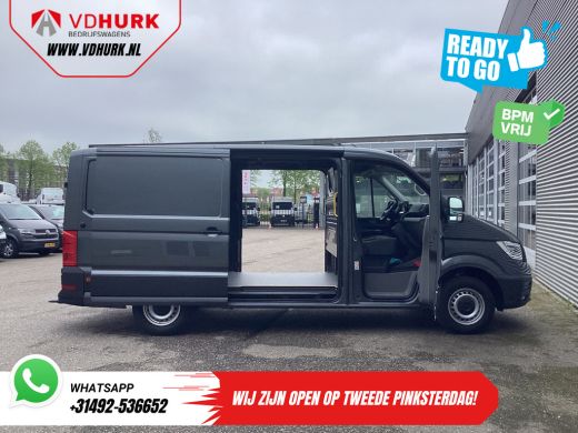 Volkswagen Crafter 35 2.0 TDI 140 pk Aut. L3H2 2x Schuifdeur/ LED/ Virtual Cockpit/ Gev.Stoel/ 270Gr.Deuren/ Carplay... ActivLease financial lease