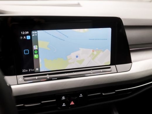 Volkswagen Golf 1.5 TSI Sport (APPLE CARPLAY, GROOT NAVI, DIGITALE COCKPIT, KEYLESS, LM VELGEN, SPORTSTOELEN, ADA... ActivLease financial lease