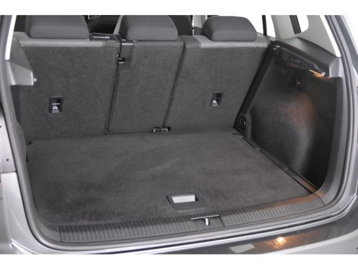 Volkswagen Golf Sportsvan 1.5 TSI ACT Highline *1ste Eigenaar*Leer*Navigatie* ActivLease financial lease