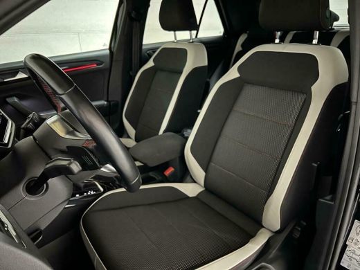 Volkswagen T-Roc 1.5 TSI Sport R-Line Pano CarPlay ACC NAP ActivLease financial lease