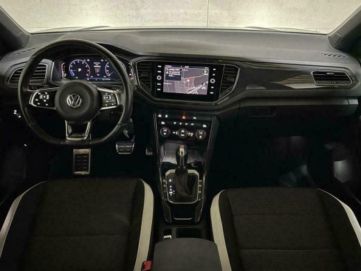 Volkswagen T-Roc 1.5 TSI Sport R-Line Pano CarPlay ACC NAP ActivLease financial lease