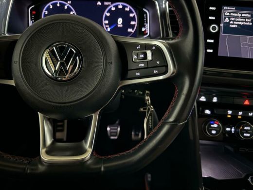 Volkswagen T-Roc 1.5 TSI Sport R-Line Pano CarPlay ACC NAP ActivLease financial lease