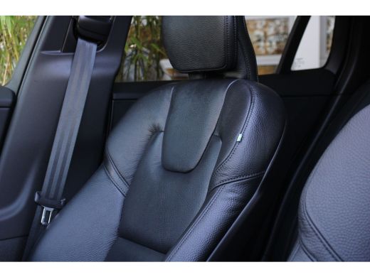 Volvo  V60 Volvo 2.0 T6 Plug-in hybrid AWD Ultra Dark | Panoramadak | Harman/Kardon | Trekhaak | Camera | Pi... ActivLease financial lease