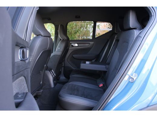 Volvo  XC40 Volvo 1.5 T5 Recharge R-Design | Harman/Kardon | Camera | Stuur/stoelverwarming | BLIS ActivLease financial lease