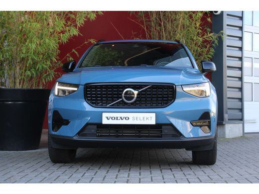 Volvo  XC40 Volvo 1.5 T5 Recharge R-Design | Harman/Kardon | Camera | Stuur/stoelverwarming | BLIS ActivLease financial lease