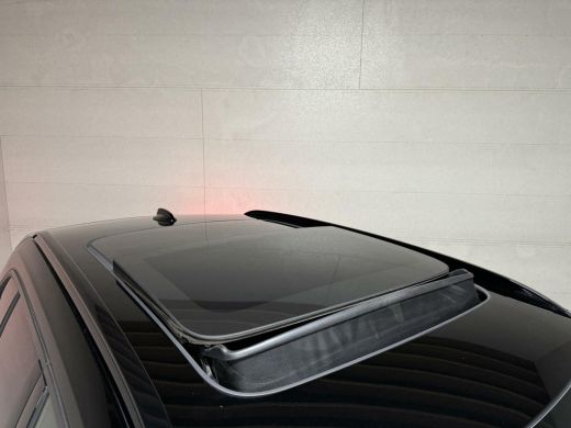 Volvo  XC40 1.5 T5 Recharge R-Design Pano Cruise Camera Trekh ActivLease financial lease