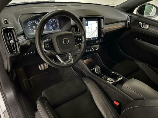 Volvo  XC40 1.5 T5 Recharge R-Design Pano Navi Camera Cruise ActivLease financial lease